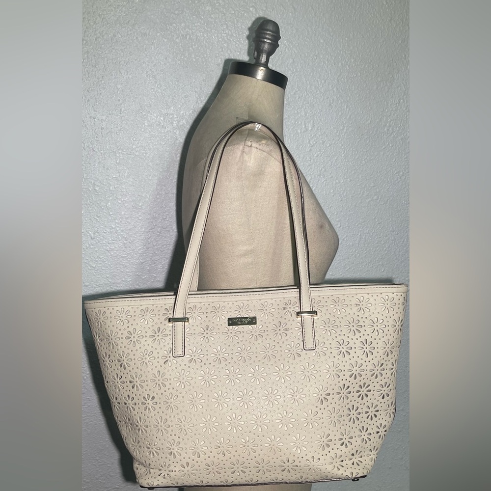 Kate Spade cedar street Harmony perforated floral Tote Bag